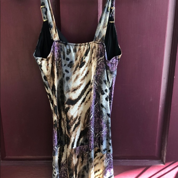 Dress - Picture 3 of 5